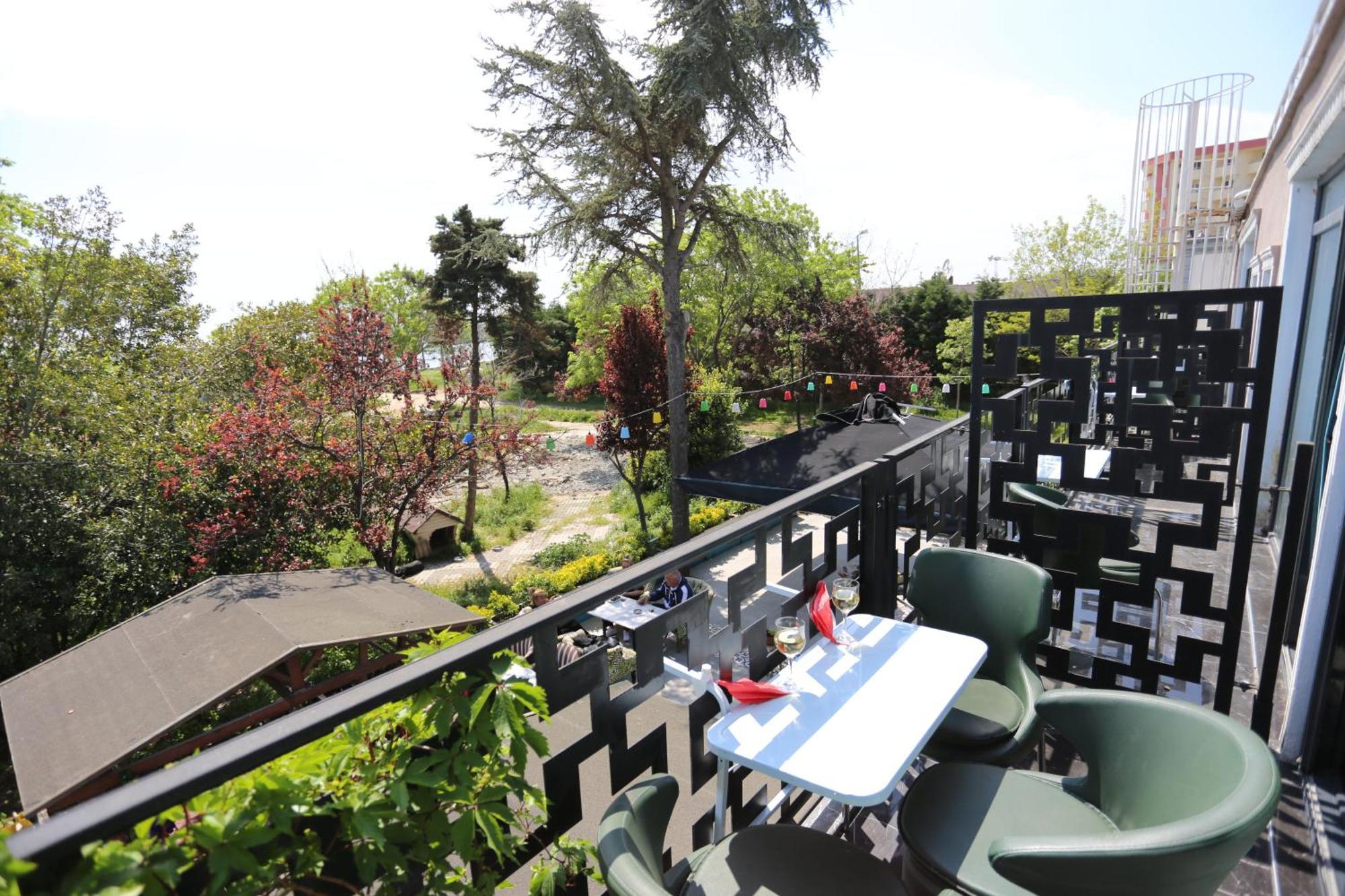 Turkuaz Hotel Istanbul Exterior photo