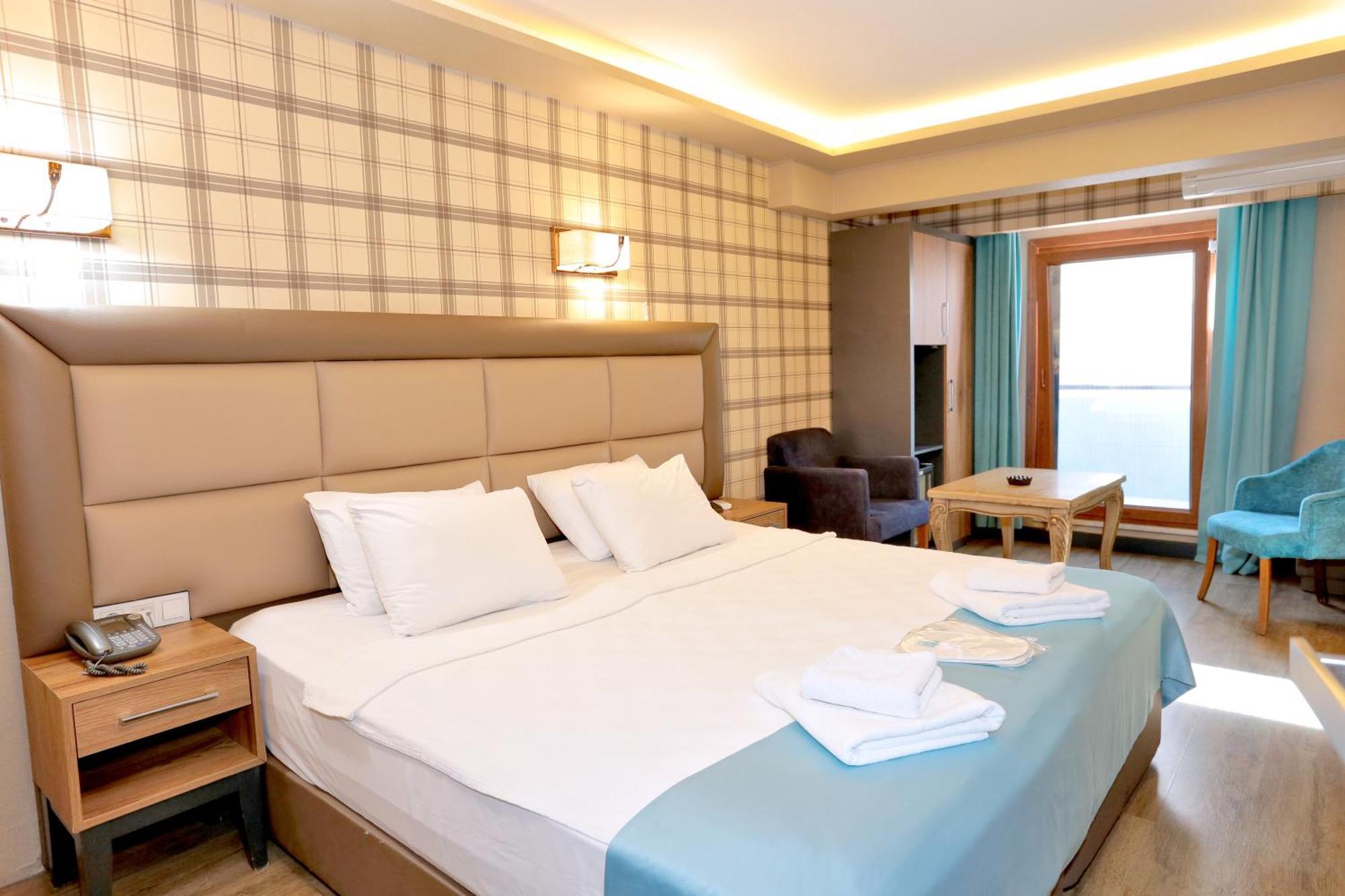 Turkuaz Hotel Istanbul Exterior photo