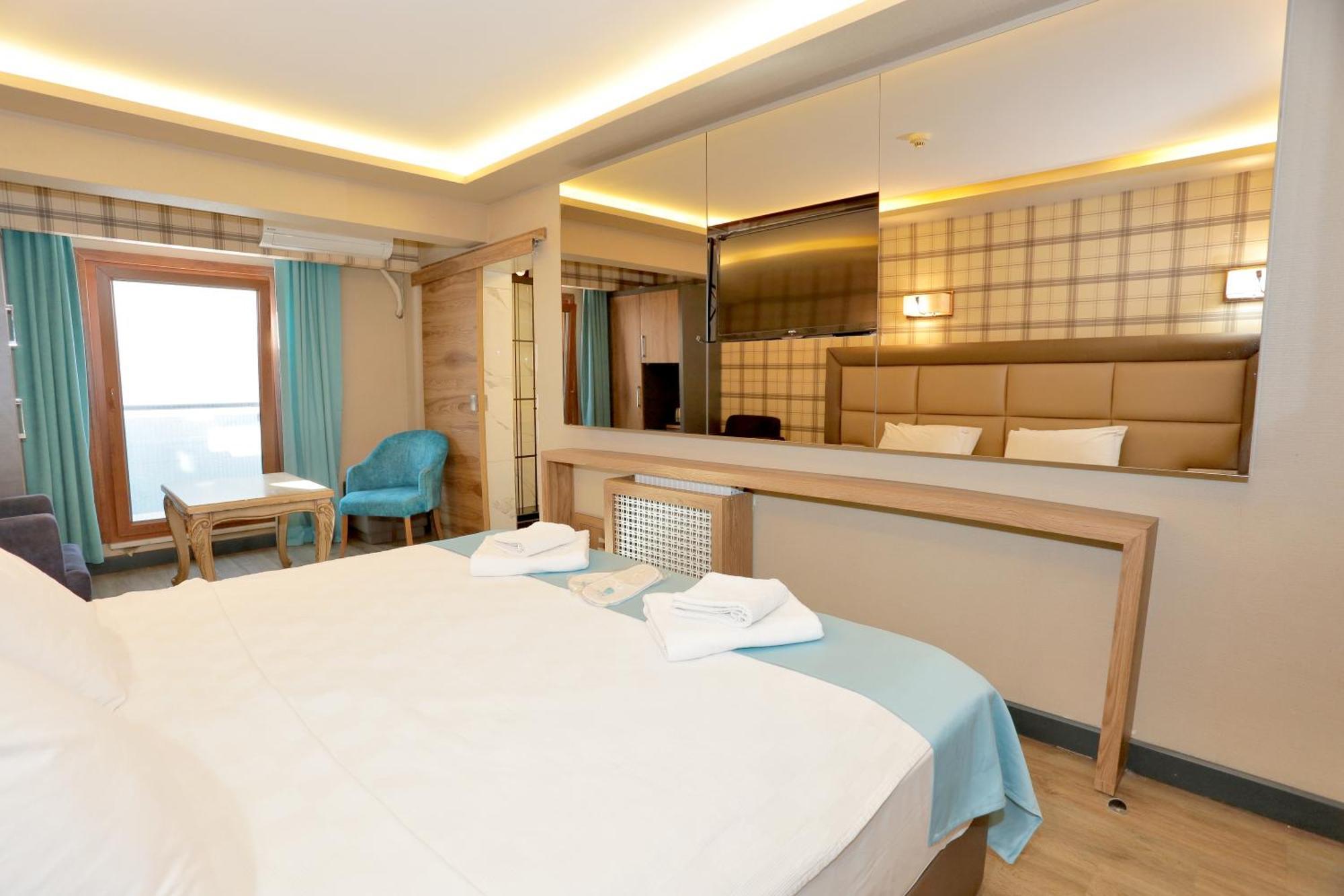 Turkuaz Hotel Istanbul Exterior photo
