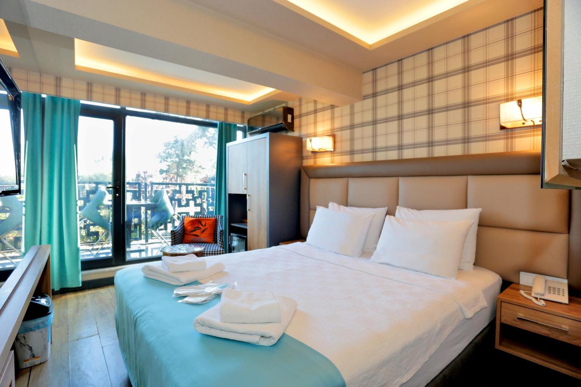 Turkuaz Hotel Istanbul Exterior photo