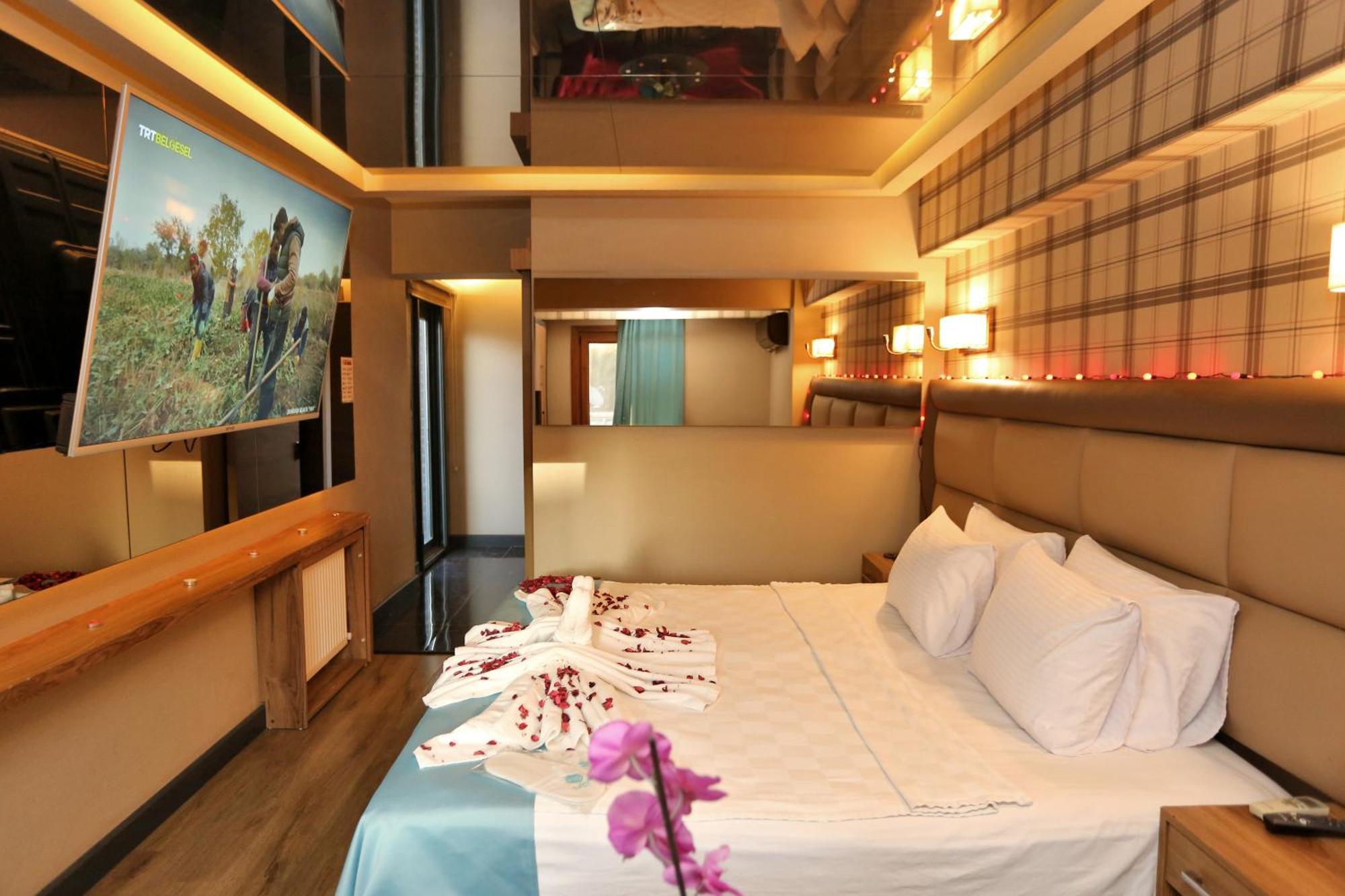 Turkuaz Hotel Istanbul Exterior photo